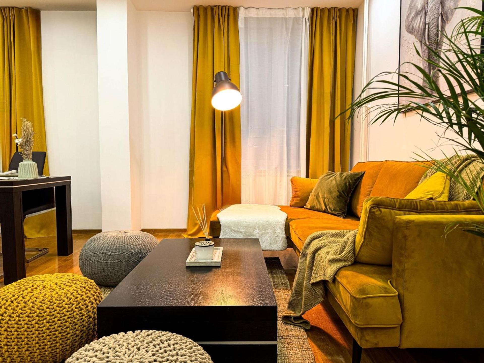 Big Company Old Town Treasure Renovated Apartment Белград Екстериор снимка